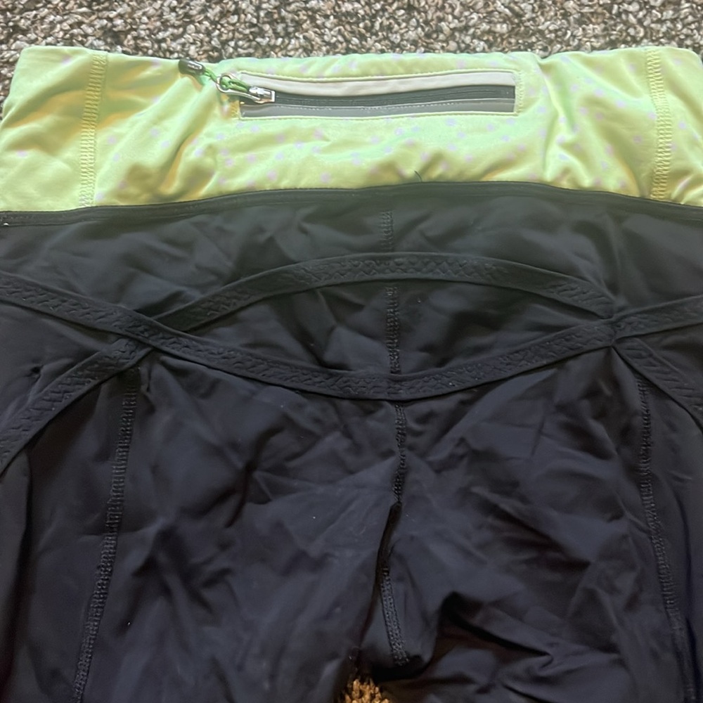 Lululemon Crop Leggings - Picture 2 of 8
